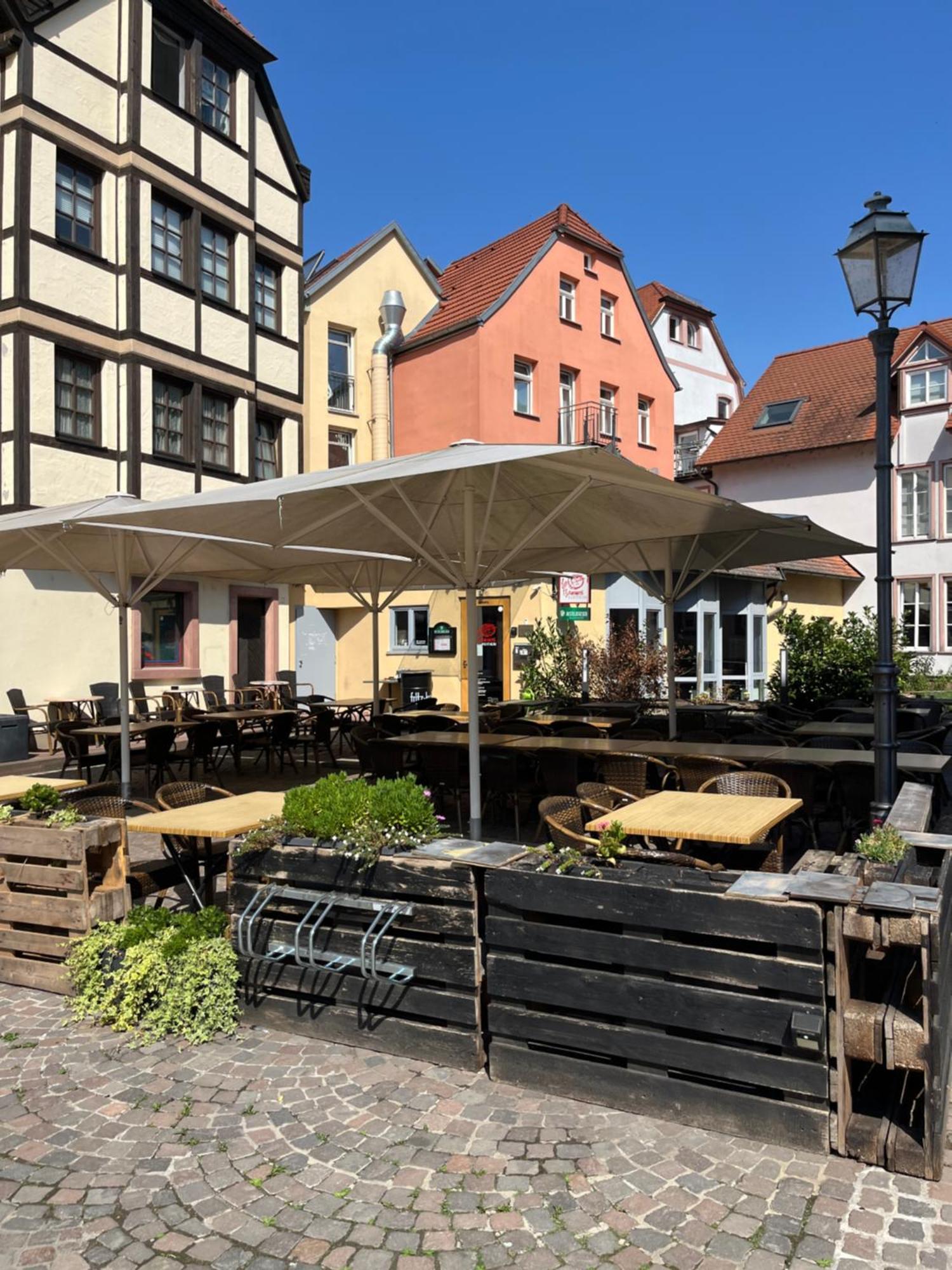 La Flamme Wertheim Garni Bed & Breakfast Bagian luar foto