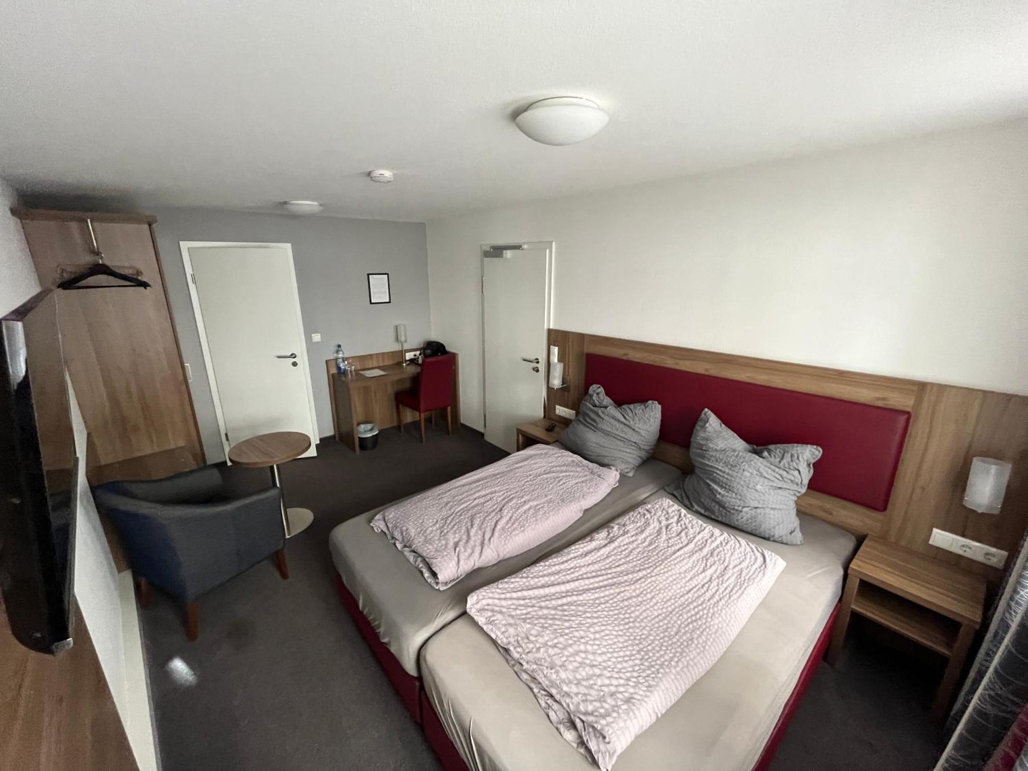 La Flamme Wertheim Garni Bed & Breakfast Bagian luar foto