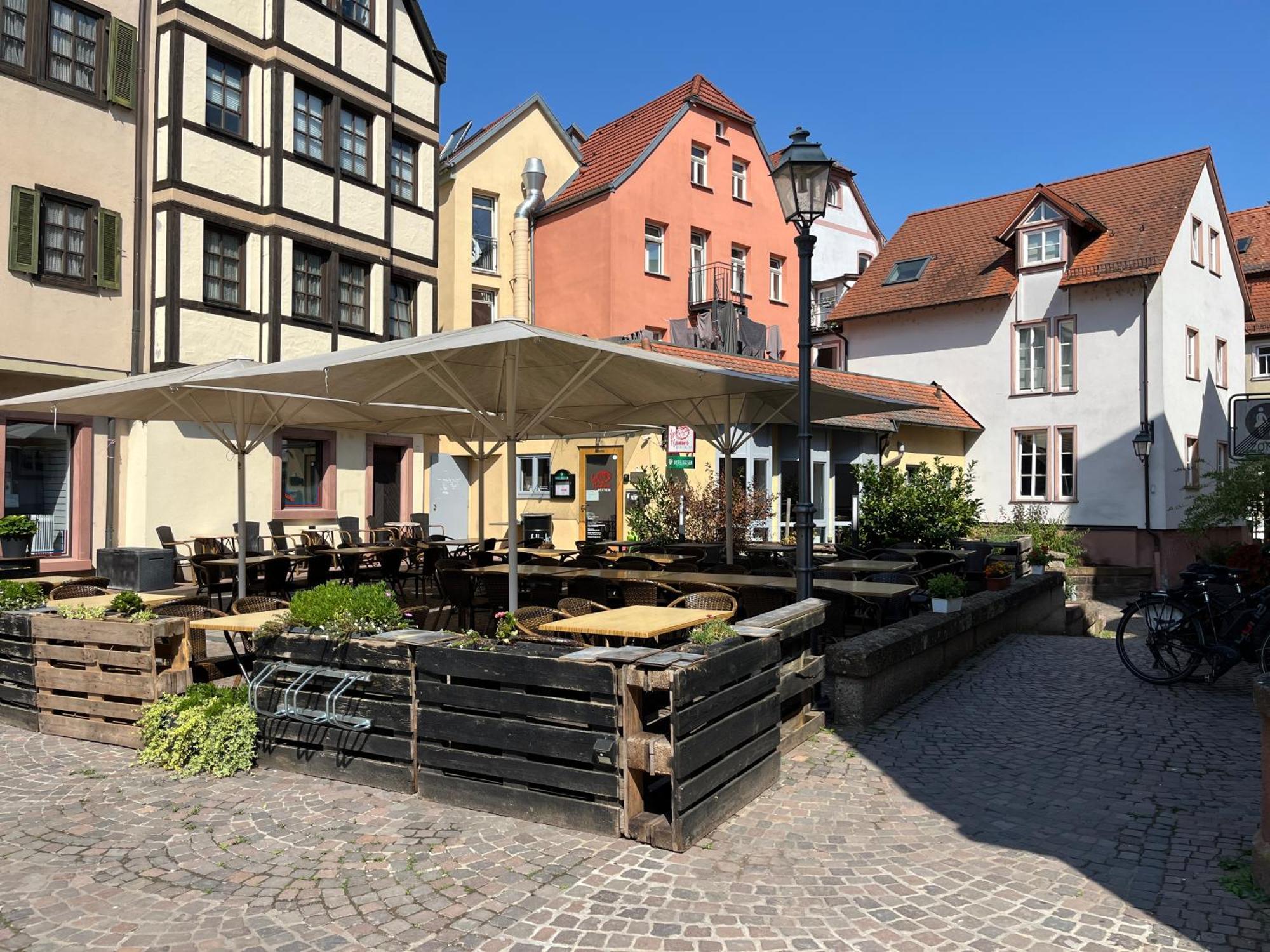 La Flamme Wertheim Garni Bed & Breakfast Bagian luar foto